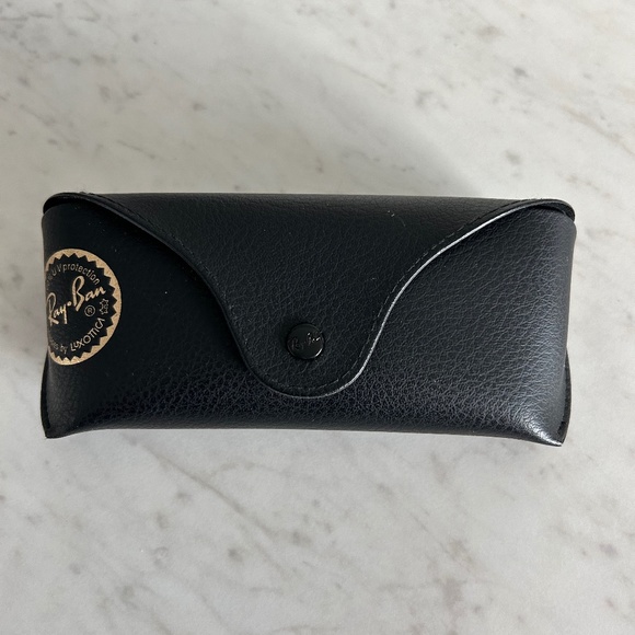 Ray-Ban Other - Ray Ban Glasses Case Glasses Holder